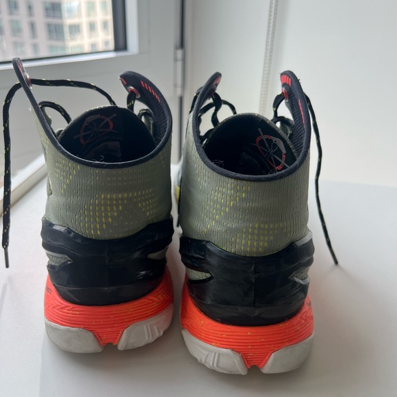 Under Armour MENS Curry 2 (Irons Sharpens Iron) size 13 - Retro - Picture 8 of 12